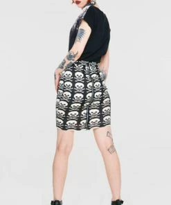 Jawbreaker Skulls Knitted Skirt -GOTHIC SKIRTS Shop skulls knitted skirt jawbreaker 2 300x