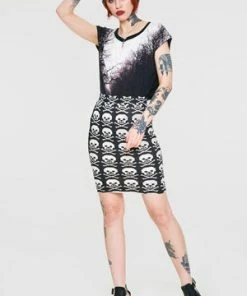 Jawbreaker Skulls Knitted Skirt -GOTHIC SKIRTS Shop skulls knitted skirt jawbreaker 5 300x